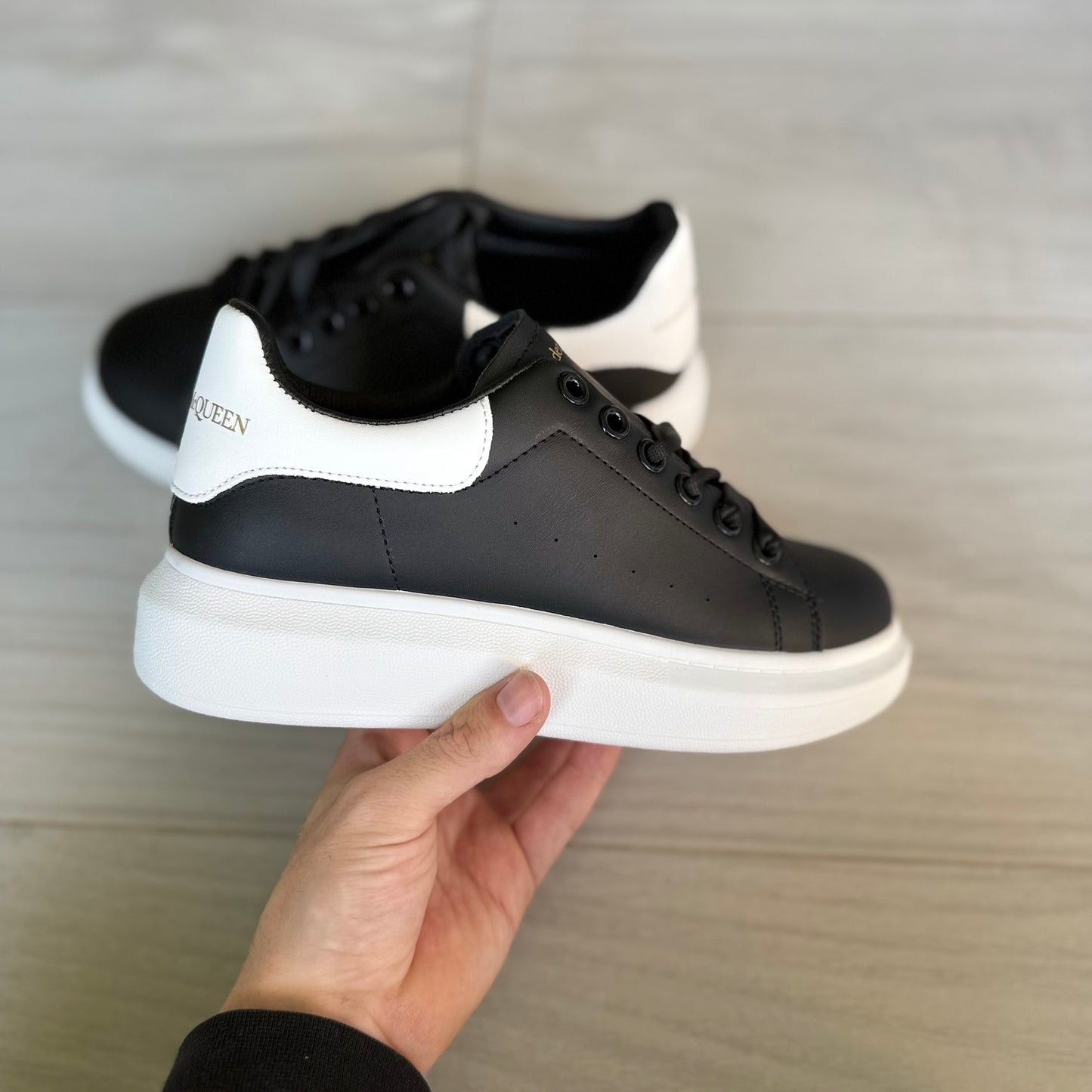 Zapatillas premium Alexander Mc Unisex ( Varios colores)