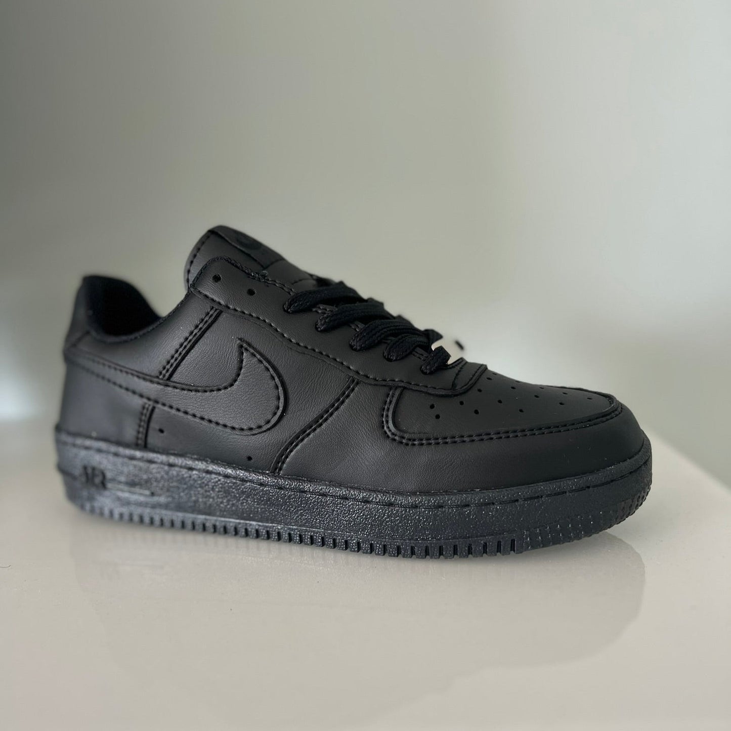 Zapatillas Air F1 clásicas Negras