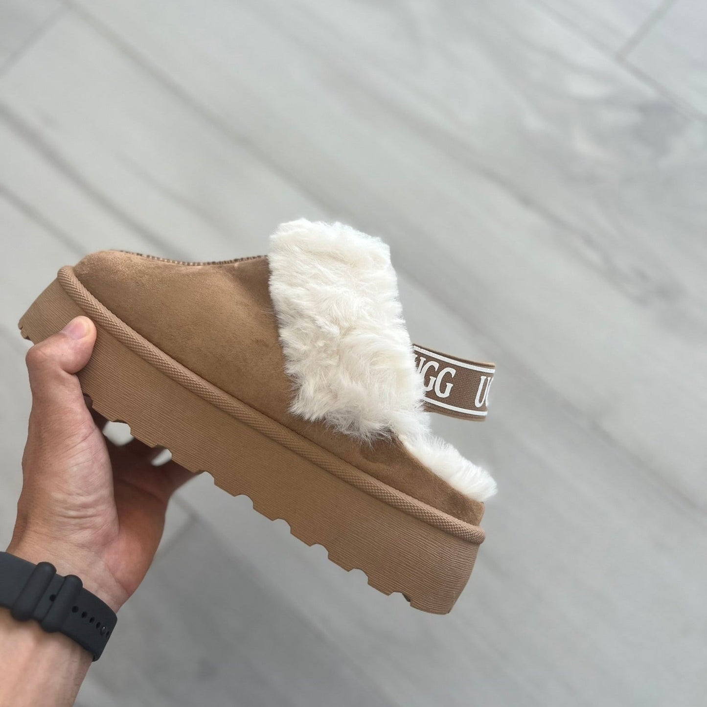 Sandalias tendencia con pelo interior UGG (Varios colores)