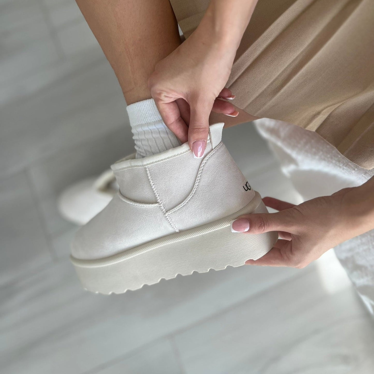 Botas tendencia con pelo interior UGG (Varios colores)